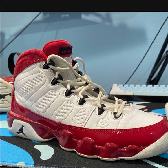 Air Jordan 9’s Retro GS - Picture 5 of 8